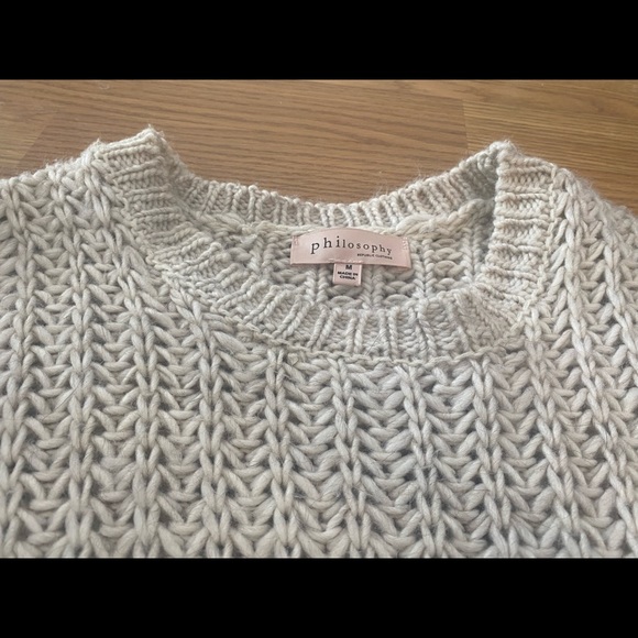 Sz M cropped philosophy sweater - Picture 2 of 2